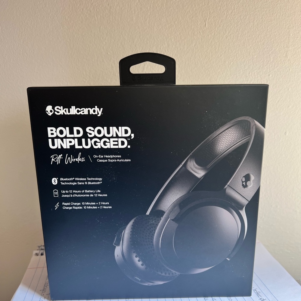 Skullcandy Riff wireless on-ear headphone